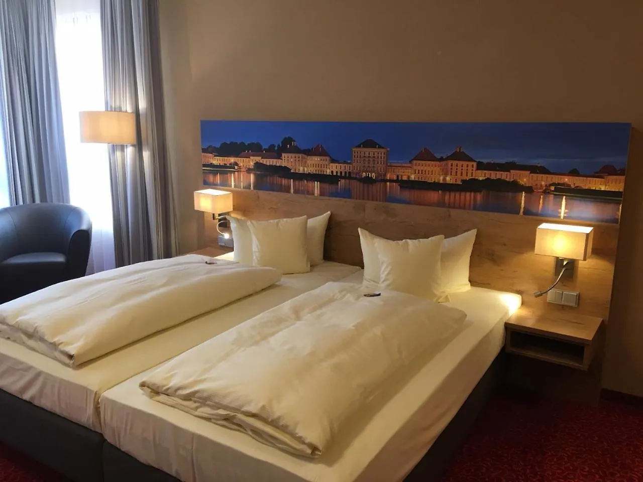 Parkhotel Leiser contacts